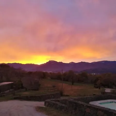 La Cabanya Del Mas Casamitjana 木屋 奥洛特