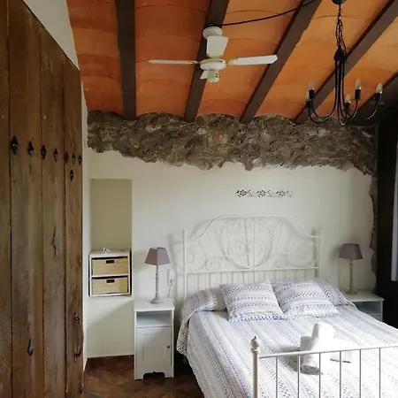 La Cabanya Del Mas Casamitjana 木屋 奥洛特